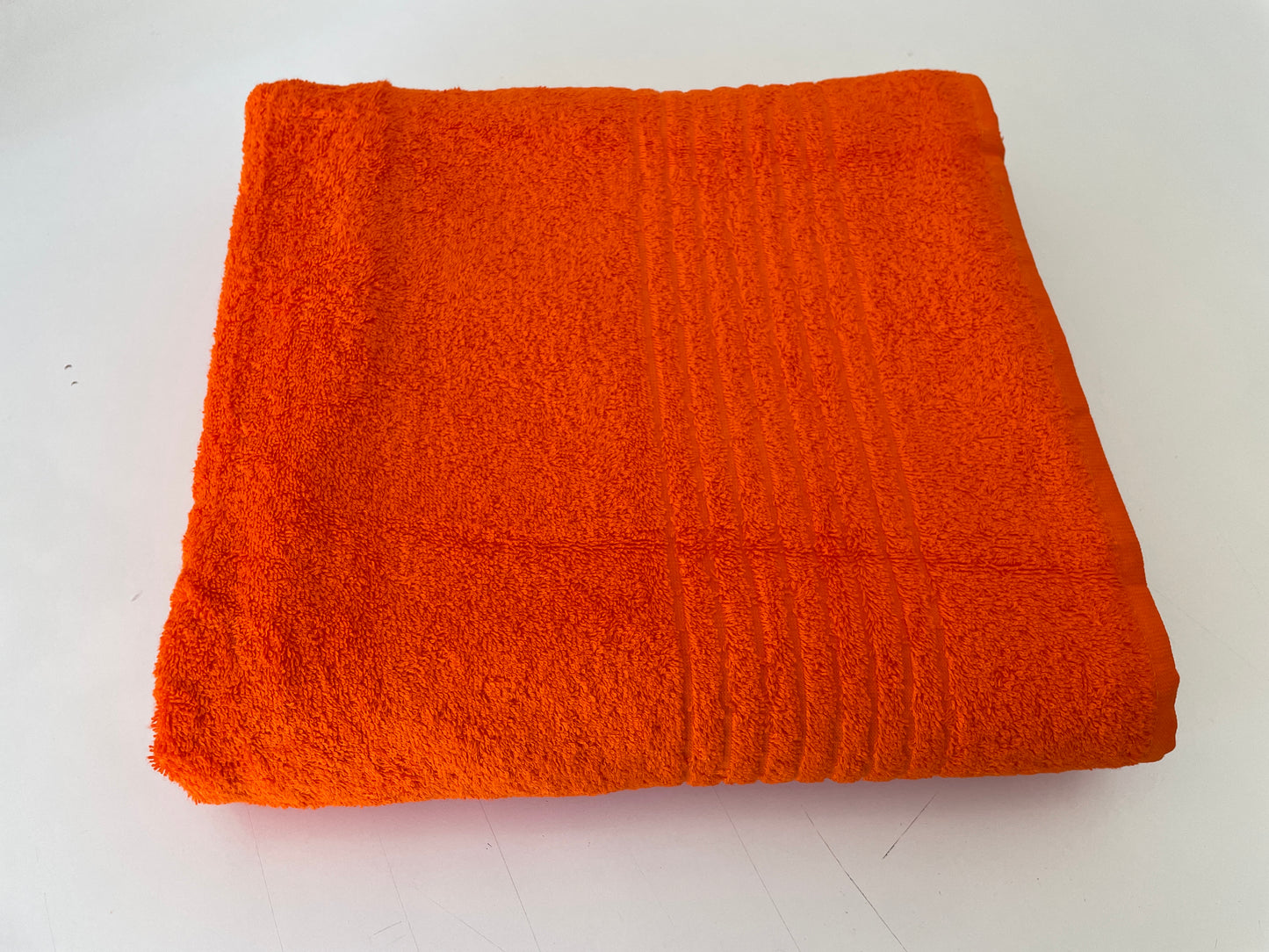 Extra Large Oversized Bath Towels - Orange, 100% Cotton Turkish Towels for Hotel and Spa, Maximum Softness, 40 by 82 and 100x210 cm