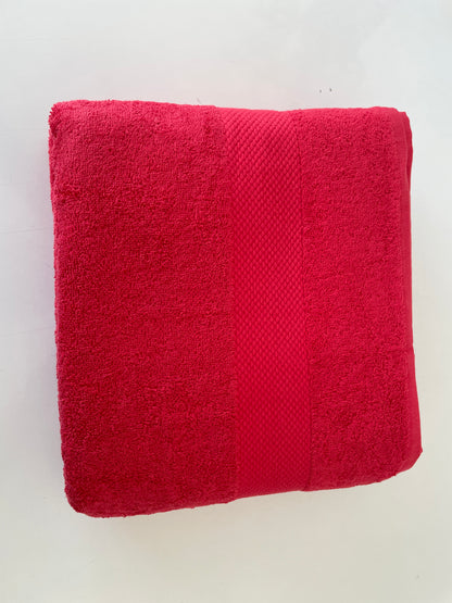 Extra Large Oversized Bath Towels - Red, 100% Cotton Turkish Towels for Hotel and Spa, Maximum Softness, 40 by 87 and 100x220 cm