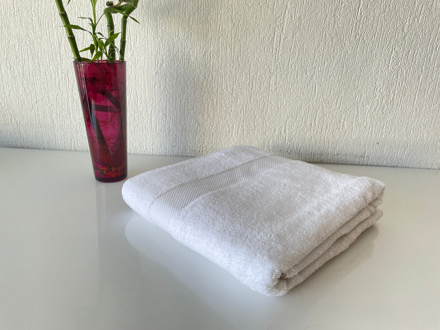 Extra Large Oversized Bath Towels - White, 100% Cotton Turkish Towels for Hotel and Spa, Maximum Softness, 40 by 79 and 100x200 cm