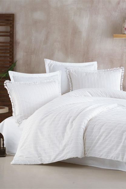 100% Cotton Fringed White Bedding Set, Full/Queen Size Quilt/Duvet Cover Set, 3 Pieces