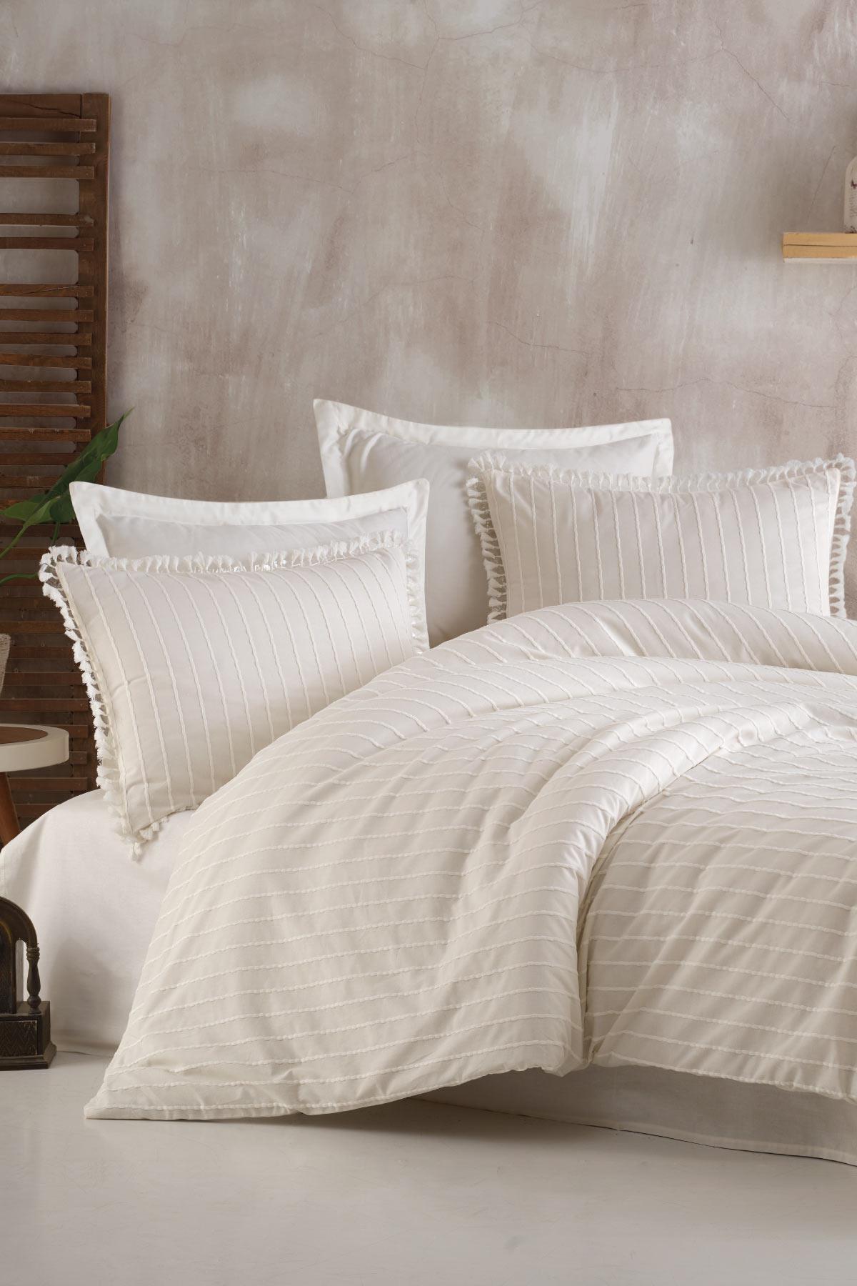 100% Cotton Fringed Ivory Bedding Set, Full/Queen Size Quilt/Duvet Cover Set, 3 Pieces