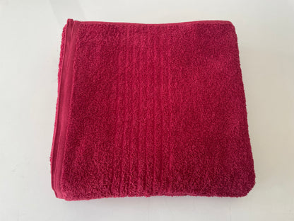 Extra Large Oversized Bath Towels - Red, 100% Cotton Turkish Towels for Hotel and Spa, Maximum Softness, 40 by 82 and 100x210 cm